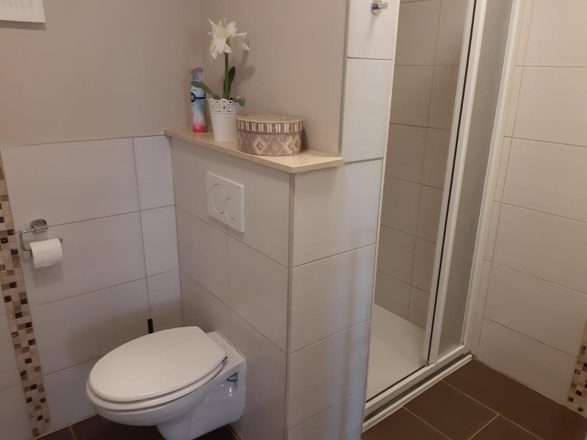 Vakantie Appartementen Engelen Stevensweert Exteriör bild